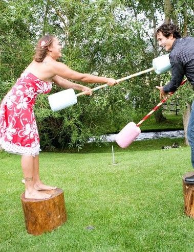 Outdoor Twister, Wedding Games For Kids, Wedding Lawn Games, Backyard Party Games, Lawn Games Wedding, Wedding Lawn, Wedding Reception Activities, Wedding Games For Guests, Outdoor Party Games