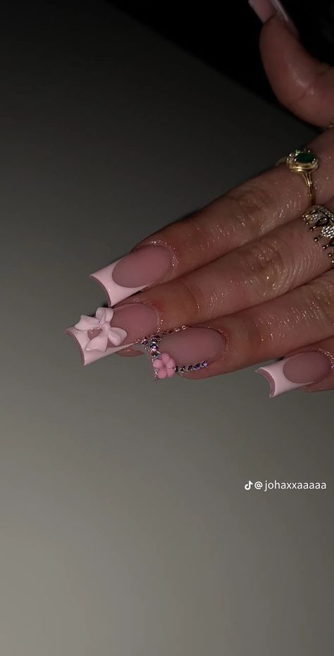 Quinceanera Nails, Girly Acrylic Nails, French Tip Acrylic Nails, Short Square Acrylic Nails, Long Square Acrylic Nails, Unique Acrylic Nails, Bling Acrylic Nails, Acrylic Nails Coffin Short, Short Acrylic Nails Designs