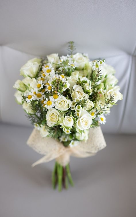 White Roses And Daisy Bouquet, Informal Beach Wedding, White And Yellow Bouquet, Daisy Bridal Bouquet, Daisy Bouquet Wedding, Thistle Bouquet, Yellow Bridal Bouquets, Blush Bouquet Wedding, White Rose Bouquet