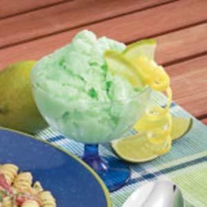 Lime Sherbet Lime Sherbert, Budget Desserts, Sherbet Recipes, Lime Sherbet, Yummy Ice Cream, Sorbet Recipes, Ice Cream Popsicles, Chex Mix, Frozen Treat