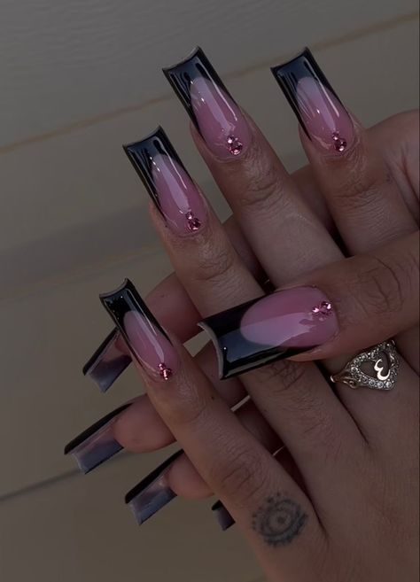 Black Acrylic Nails, Long Acrylic Nail Designs, Girly Acrylic Nails, Her Nails, Acrylic Nails Coffin Pink, Unique Acrylic Nails, Long Square Acrylic Nails, Bling Acrylic Nails, Acrylic Nails Coffin Short