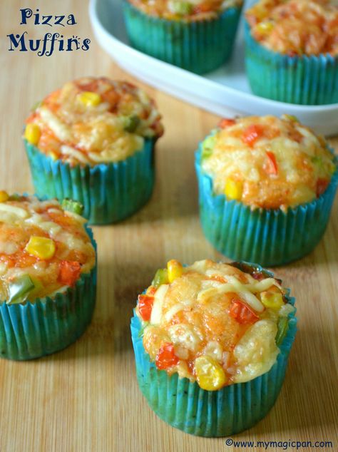 Breakfast Party Food, Pizza Muffins Recipe, Savoury Muffin, Pizza Muffin, Easy Indian Dessert Recipes, Savory Muffins Recipes, Kids Recipe, Tiffin Recipe, Pizza Muffins