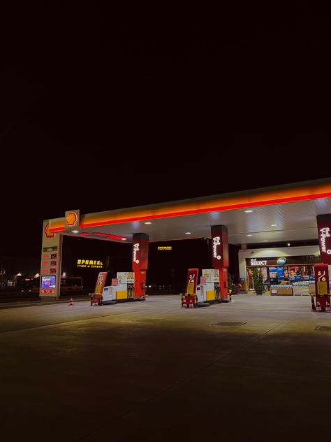 Liminal Photos, Gas Station Aesthetic, Station Aesthetic, Shell Gas Station, Book Mood, Shell Station, Girly Images, Night Owl, Gas Station