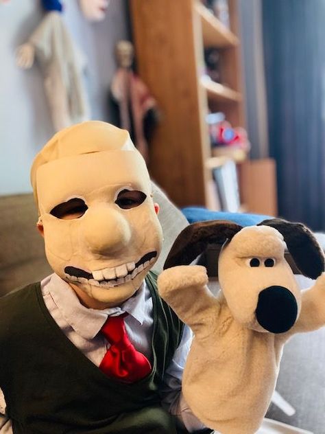 Hacks For Clothes, Handmade Halloween Costumes, Wallace And Gromit, Halloween 2, Book Week, Toronto, Halloween Costumes, Parenting, Mask