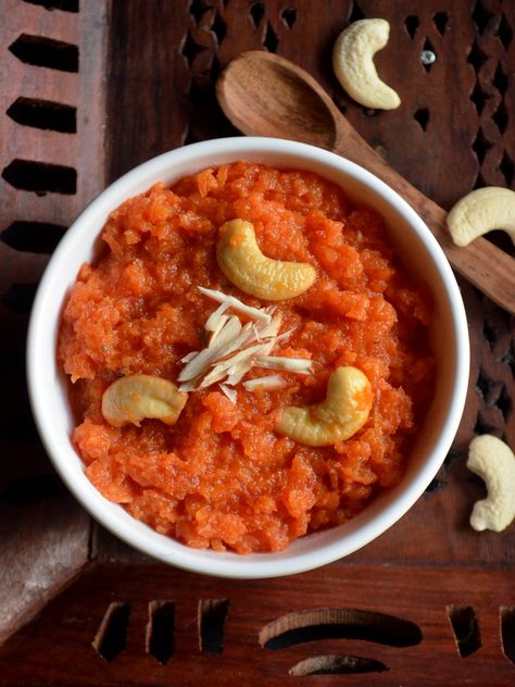 Gajar ka halwa | Gajar Halwa | Carrot Halwa Recipe | Easy Carrot Halwa recipe with full fat milk Gajar Ka Halwa Photography, Carrot Halwa Recipe, Gajar Halwa, Carrot Halwa, Foodie Lover, Halwa Recipe, Milk And Sugar, Sweet Dish, Indian Dessert