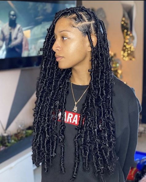 Goddess Braid Styles, Black Hair 90s, Weave Hairstyles Braided, Goddess Braids Hairstyles, Faux Locs Hairstyles, Cute Box Braids Hairstyles, Braided Hairstyles For Teens, Braided Ponytail Hairstyles, Mixed Hair