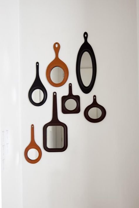 Leather House Decor, Leather Objects, Mirrors Vintage, Hand Mirrors, Framed Mirrors, Mirror Collection, Leather Mirror, Cute Furniture, Leather Frame