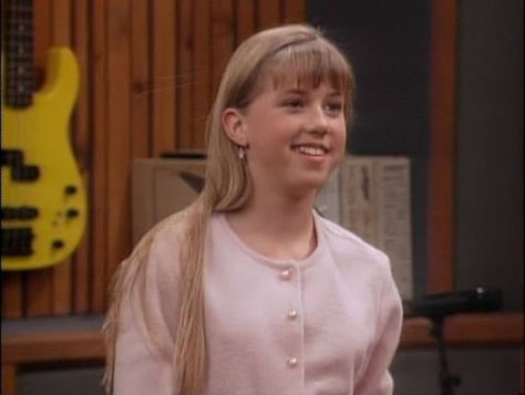 Stephanie Tanner Full House, Full House Stephanie, Full House Tv Show, Stephanie Tanner, House Dr, Jodie Sweetin, Fuller House, Dr House, Full House