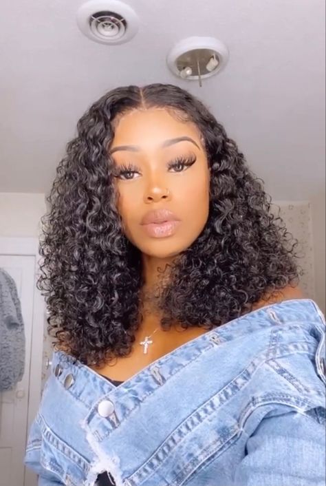 Curly Weave Hairstyles, Hair Wigs For Black Women, Indian Remy Hair, Subtle Highlights, Curly Lace Front Wigs, Hair Laid, Penteado Cabelo Curto, Front Lace Wigs Human Hair, Baddie Hairstyles