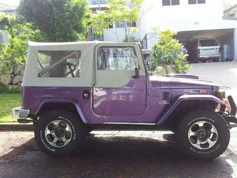 purple jeep...ok, I guess I could. :) Jeep Wrangler Colors, Purple Jeep, Jeep Wrangler For Sale, Purple Car, Jeep Cj5, American Legend, Jeep Girl, Purple Love, All Things Purple