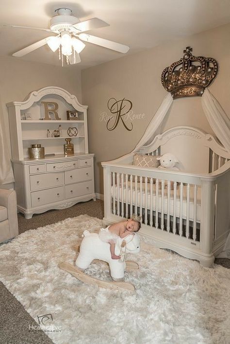 Torturi Baby Shower, Cozy Baby Room, Baby Nursery Inspiration, Baby Room Organization, White Crib, Baby Room Themes, Baby Boy Room Decor