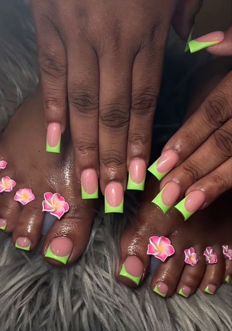 Matching Nail And Toe Sets, Toe Nails Summer, Nails Matching, Nail Designs Bling, Fye Nails, Nails Summer Nails, Acrylic Toe Nails, Acrylic Nail Set, Duck Nails