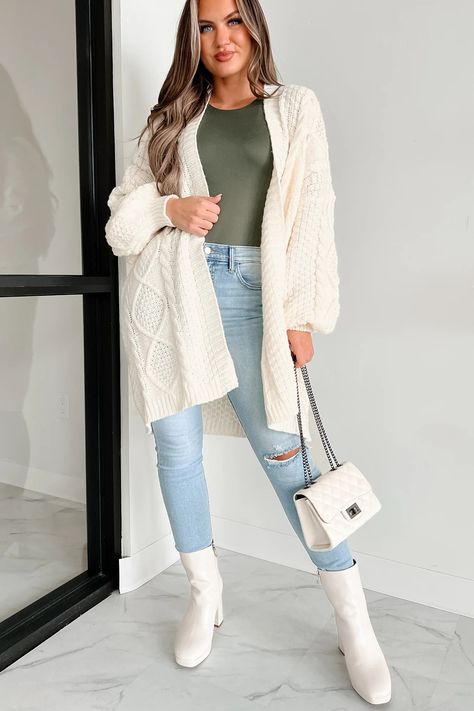 Dangerously Cozy Cable Knit Longline Cardigan (Cream) · NanaMacs Patterned Cardigan Outfit, Boho Rocker Chic Style, Cream Jacket Outfit, Cream Cardigan Outfit, Fall Modest Outfits, Cardigan Outfit, Oversized Knit Cardigan, Winter Dress Outfits, Longline Cardigan