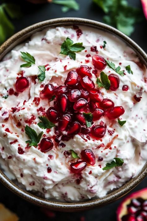 Whipped Feta and Pomegranate Dip: A Creamy, Tangy, and Festive Appetizer - Recipes Time Nye Dip Recipes, Whipped Feta Dip Pomegranate, Feta Grinder Dip, Greek Appetizer Recipes, Cranberry Whipped Feta Dip, Naan Appetizers, Pomegranate Dip Recipes, Vegetarian Dips And Appetizers, Pomegranate Appetizer