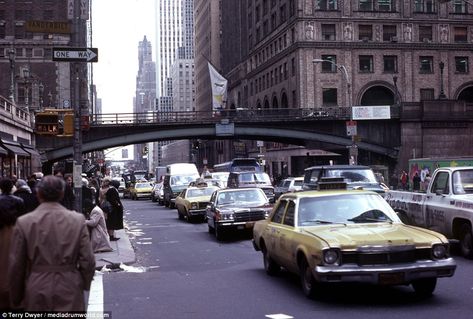 New York Taxi, Vintage Nyc, New York Pictures, City Photos, Visiting Nyc, Grand Central Station, Park Pictures, 42nd Street, Grand Central