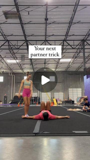 2 Person Stunts, Partner Acrobatics, Celebration Dance, Couples Challenges, Acro Dance, Acrobatic Gymnastics, Partner Yoga, Cool Dance Moves, Partner Dance