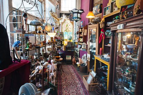 5 Must Visit Antique Shops In Vancouver and New Westminster Vancouver Photos, Engineering Art, Interior Design Decor, Greece Travel Guide, New Westminster, Antique Store, Antique Shop, Photo Essay, Vancouver Canada