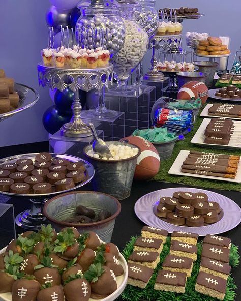 Football Banquet 🏈by Sweet Tooth Candy Buffets // Opulent Treasures Antique Silver Crown Cake Stands #football… Football Dessert Table, Football Dinner, Football Desserts, Football Candy, Banquet Food, Football Treats, Cheer Banquet, Hs Football, Football Banquet