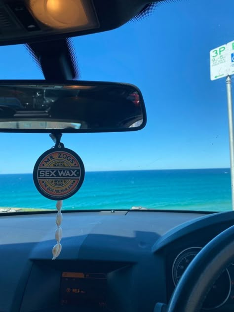 Beach Car Aesthetic Interior, Beach Car Interior, Car Beach Aesthetic, Beach Car Decor, Beach Car Aesthetic, Beachy Car Decor, Beachy Car Interior, Beachy Car, Car Deco