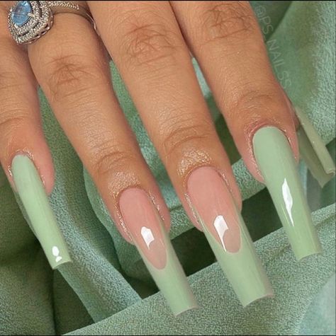 Green Acrylic Nails, Glow Nails, Long Acrylic Nails Coffin, Long Square Acrylic Nails, Square Acrylic Nails, Coffin Nails Designs, Fire Nails, Dream Nails, Pretty Acrylic Nails