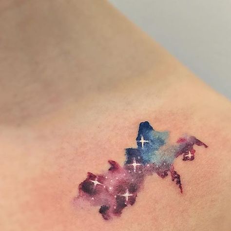 Watercolour Star Tattoo, Starry Sky Tattoo, Starry Tattoo, Night Sky Tattoos, Watercolor Galaxy Tattoo, Sky Tattoo, Shooting Star Tattoo, Sky Tattoos, Galaxy Tattoo