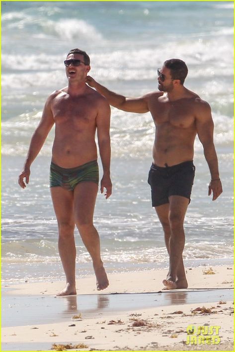 Luke Evans & Boyfriend Victor Turpin Bare Their Shirtless Bodies, Look So Cute Together During Beach Vacation Luke Evans Boyfriend, Vacation Photo, Beach Pictures Friends, Luke Evans, Tulum Mexico, Shirtless Men, Guy Pictures, Good Looking Men, On Vacation