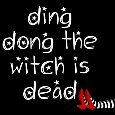 When I heard you were moving because you can't cut it here in Vegas  ✌️✌️✌️✌️✌️✌️ Ding Dong The Witch Is Gone, Wizard Of Oz Sayings, Wizard Of Oz Witch, Wizard Of Oz Decor, Wizard Of Oz Quotes, Wizard Of Oz Movie, Wizard Of Oz 1939, Wicked Witch Of The West, Cheap Hotel