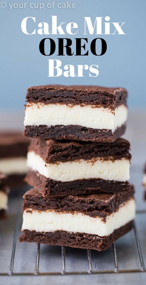 Cake Mix Oreo Bars for the Oreo obsessed! Everyone asks for this recipe at every party! Oreo Bars, Smores Dessert, Resep Brownies, Dessert Oreo, Cake Mix Desserts, Dessert Bar Recipe, Oreo Recipes, Dessert Dips, Oreo Dessert