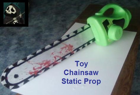 Chainsaw Costume, Cosplay Workshop, Toy Chainsaw, Mlp Cosplay, Halloween Maze, Link Halloween, Halloween Office, Holiday Decor Halloween, Diy Chain