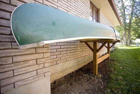 DIY: building a canoe stand - Ontario OUT of DOORS Canoe Rack Diy, Diy Canoe Rack, Canoe Storage Ideas, Canoe Rack Outdoor, Canoe Storage Rack, Canoe Stand, Kayak Diy, Saw Horse Diy, Canoe Rack