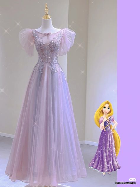 Disney Princess Gowns Prom, Cute Engagement Dresses, Lilac Princess Dress, Pretty Quinceanera Dresses, Simple Gowns, Gowns Dresses Elegant, Old Fashion Dresses, Disney Princess Dresses, Casual Day Dresses