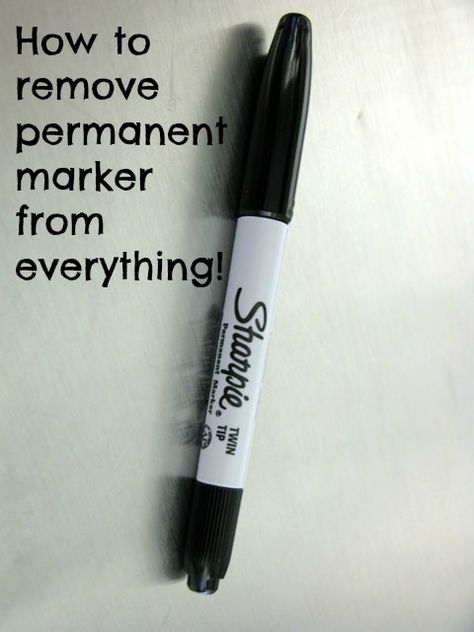 How to remove permanent marker from everything! Clothes: hand sanitizer;  Walls: toothpaste or hairspray; Carpet:  white vinegar; Wood: rubbing alcohol  @Emily Schoenfeld D. Remove Permanent Marker, Handy Dandy, Dry Erase Markers, Rubbing Alcohol, Permanent Marker, Diy Cleaning Products, Cleaning Organizing, Household Hacks, Organization Hacks