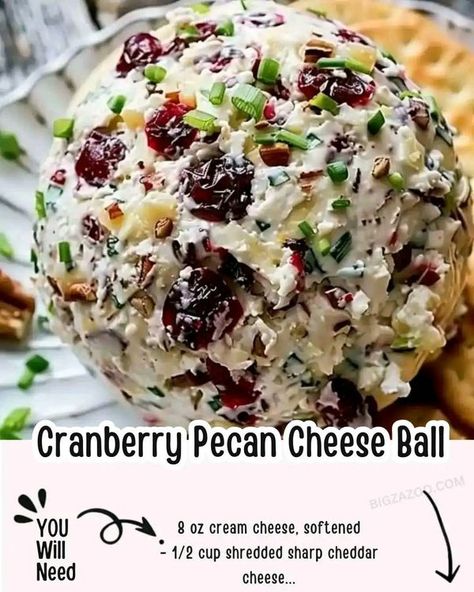 Cranberry Pecan Cheese Ball, Pecan Cheese Ball, Cream Cheese Bars Recipe, Queso Cheddar, Comfort Desserts, Ball Recipes, Fried Apples, Cheese Ball Recipes, Party Dips