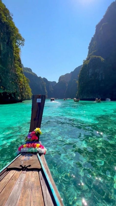 Travelling For Vision Board, Vision Board For Traveling, Island Vision Board, Travelling Mood Board, Phi Phi Islands Thailand, Island Travel Aesthetic, Vision Board Travelling, Travel Itinerary Aesthetic, Travel For Vision Board