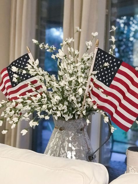 County Road 407 Easy Patriotic Decor and Coffee Table Vignette by CountyRoad407.com Patriotic Coffee Table Decor, Patriotic Kitchen, Coffee Table Vignettes, Americana Home Decor, Patriotic Home Decor, Yankee Doodle Dandy, Blue And White Pillows, Americana Home, Yankee Doodle