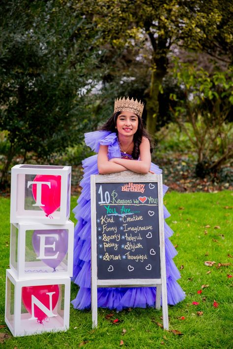 10 Birthday Picture Ideas, Tenth Birthday Photoshoot Ideas, 10 Year Photo Shoot Birthday, 10th Birthday Girl Photoshooting, 10 Birthday Photo Shoot Ideas, Birthday Stills, 10th Birthday Photoshoot, 10th Birthday Photoshoot Ideas, Birthday Board Diy