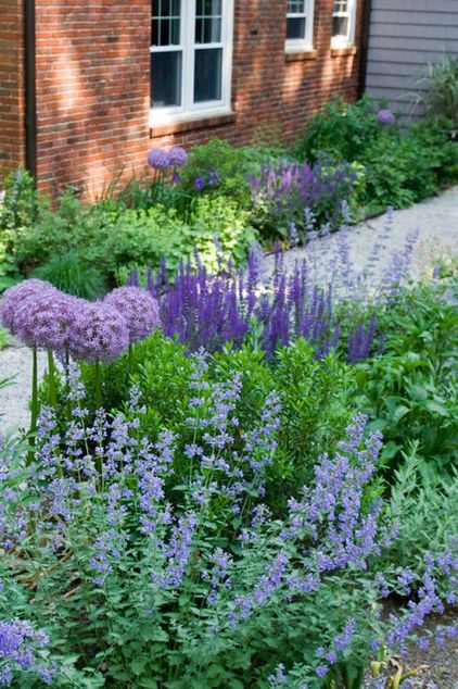 Landscape Gardening, Cottage Garden Design, Purple Garden, Contemporary Garden, Have Inspiration, Blue Garden, Design Principles, Garden Landscape, Garden Borders