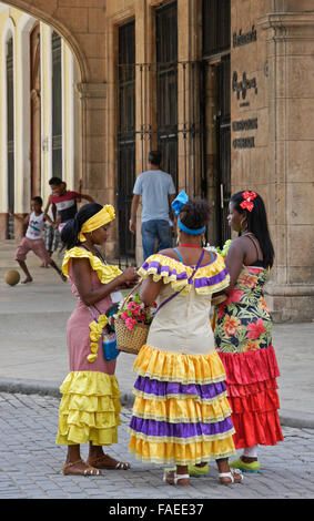 Women Traditional Dress Cuba High Resolution Stock Photography and Images - Alamy Cuban Dress, Cuban Outfit, Old Havana Cuba, Cuban Women, Cuban Culture, Old Havana, Stock Photos Woman, Brunette Woman, Havana Cuba