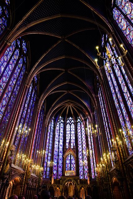 Sainte Chapelle Paris, Beautiful Churches, Cathedral Church, Places Of Worship, Gothic Architecture, Place Of Worship, Stained Glass Art, Beautiful Architecture, Beautiful Buildings