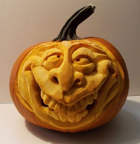 Pumpkin Sculpting Ideas, Halloween Carving Ideas, Pumpkin Mouth, Pumpkin Sculpting, Halloween Carving, Awesome Pumpkin Carvings, Queen Of Halloween, Halloween Pumpkin Crafts, Pumpkin Vegetable