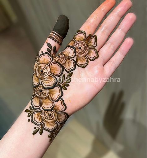 Palm Mehndi, Arabic Mehndi Designs, Arabic Mehndi, Henna Tattoos, Mehndi Designs, Follow For More, Henna, Tattoos, Flowers