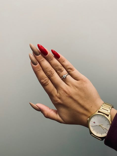 Beige And Red Nails Design, Beige Red Nails, Red Beige Nails, Red And Tan Nails, Beige And Red Nails, Red And Beige Nails, Tan Nail Designs, Ongles Beiges, Beige Nails Design