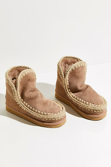 Mou Boots, Split Top, Sheepskin Boots, Chunky Sneakers, Wedge Boots, Short Boots, Boho Clothing, Suede Boots, Ugg Boots