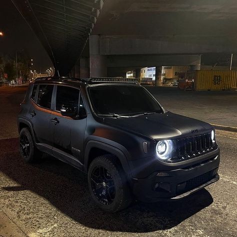 Jeep Renegade Aesthetic, Cool Car Aesthetic, Jeep Renegade Black, Jeep Renegade Interior, Bmw Car Wallpaper, Interior Car Decorations, Car Decorating Ideas, Jeep Renegade 2017, Wallpaper Card