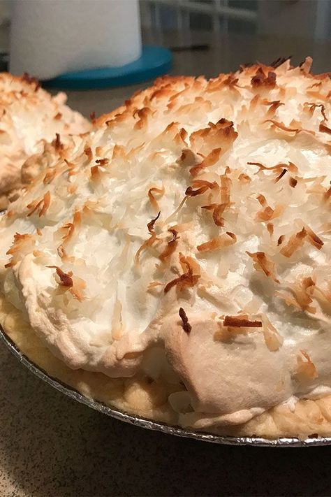 Coconut Cream Pie With Meringue, The Best Coconut Cream Pie, Easy Coconut Cream Pie, Old Fashioned Coconut Cream Pie, Coconut Meringue Pie, Coconut Creme Pie, Coconut Cream Pie Easy, Best Coconut Cream Pie, Meringue Pies