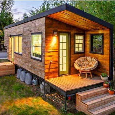 Tiny House Kitchens, Inside Tiny Houses, Tiny House Exterior, Tiny House Loft, Tiny House Layout, Tiny House Trailer, Tiny House Floor Plans, Tiny House Kitchen, Modern Tiny House