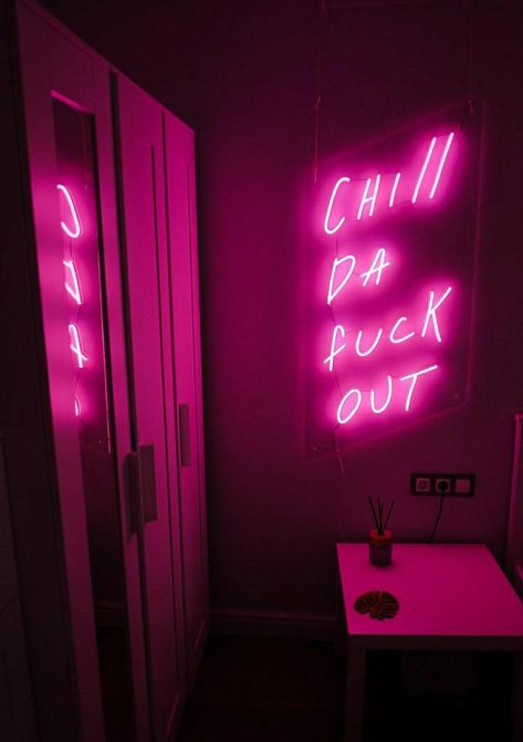 Y2k Wall Collage, Grunge Decor, Pink Wallpaper Quotes, Pink Neon Wallpaper, Hot Pink Wallpaper, Pink Grunge, Pink Wallpaper Girly, Baddie Aesthetic, Neon Aesthetic