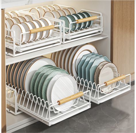 Modern Konyhatervezés, Organiser Cucina, Dish Organization, Cookware Organization, Cookware Storage, Kitchen Shelves Organization, Kitchen Counter Organization, Kitchen Sink Storage, Kabinet Dapur