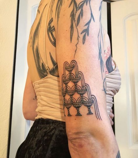 Swamp Tattoo, Shhh Tattoo, 10 Of Cups, Cup Tattoo, Tarot Tattoo, Tattoo Outline Drawing, Magic Tattoo, Time Tattoos, Tattoo Outline