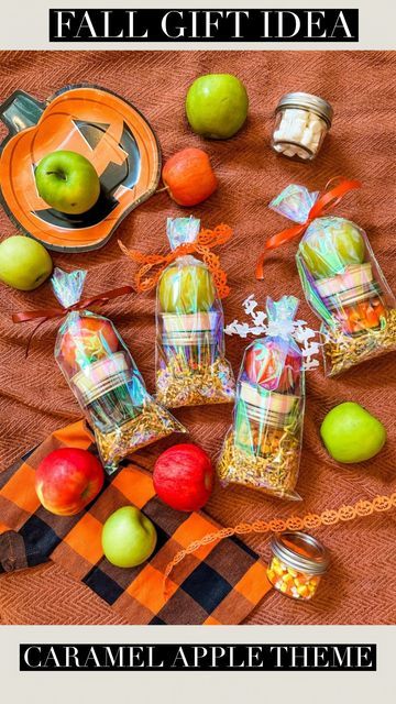 Caramel Apple In A Jar Gifts, Caramel Apple Party Favors, Caramel Apple Kit Gift, Carmel Apple Gifts Ideas, Carmel Apple Gift Bag, Fall Student Gifts, Caramel Apple Gift Ideas, Diy Thanksgiving Gifts For Coworkers, Caramel For Dipping